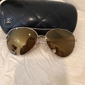 Chanel Aviator sunglasses gold frame